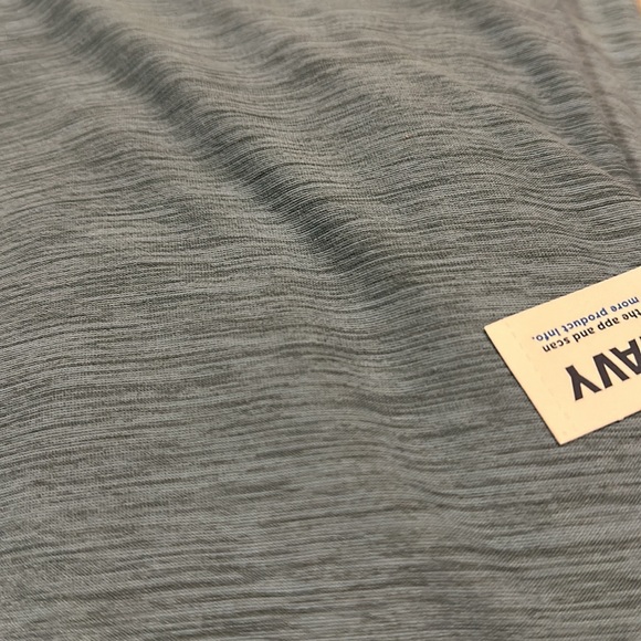 Old Navy Active Breath ON Men’s Active Wear Go Dry Cool Shirt Size XXL - Picture 2 of 3